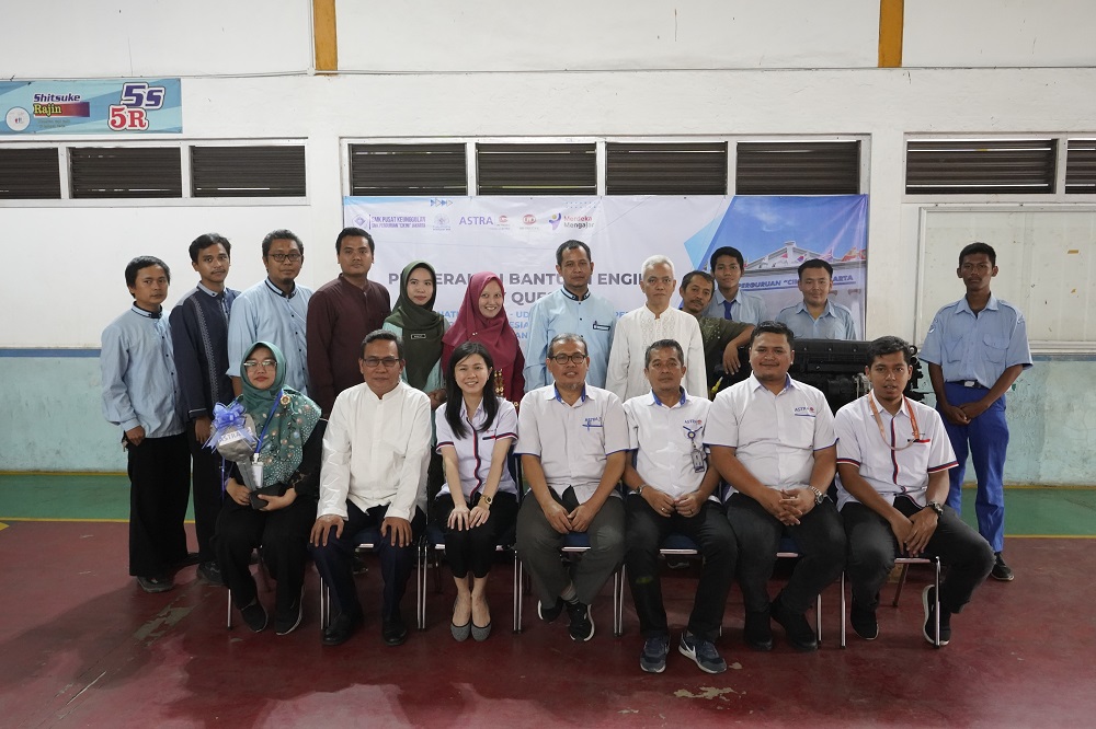 Penyerahan Bantuan Engine Assy Quester di SMK Perguruan Cikini