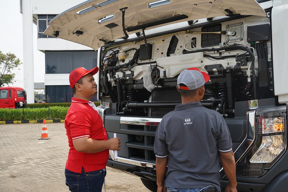 Penjelasan Mengenai Extra Mile Challenge, Kompetisi Bagi Pengemudi Truk