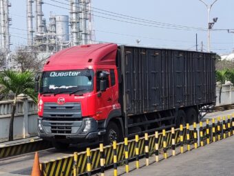 Jenis-Jenis Truk Barang dan Kegunaannya