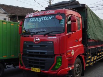 Perbedaan Truk Engkel dengan Truk Double Engkel, Cek Langsung