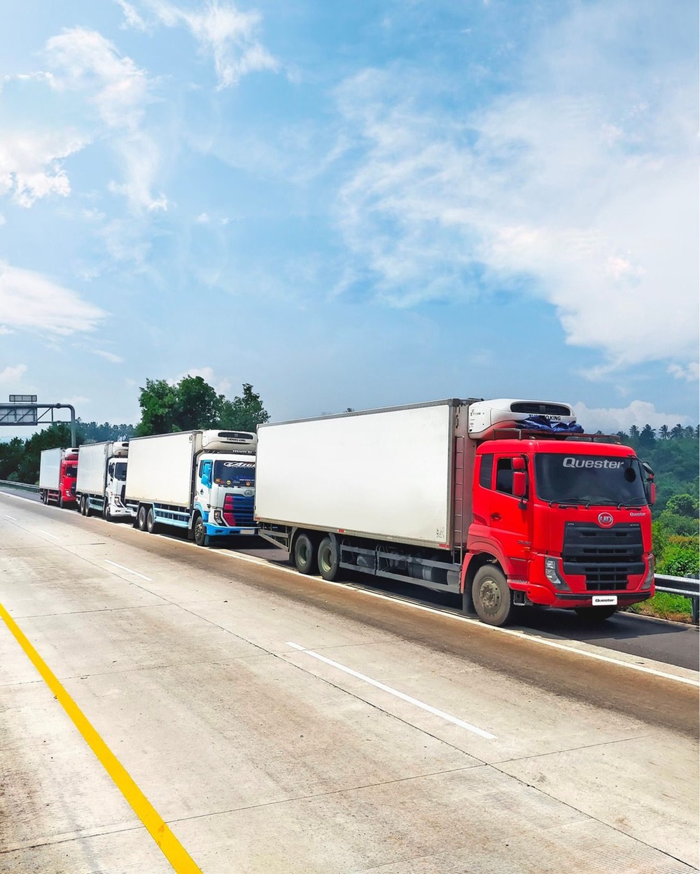 Berapa Kapasitas Truk Tronton yang Sering Dijadikan Kendaraan Niaga?