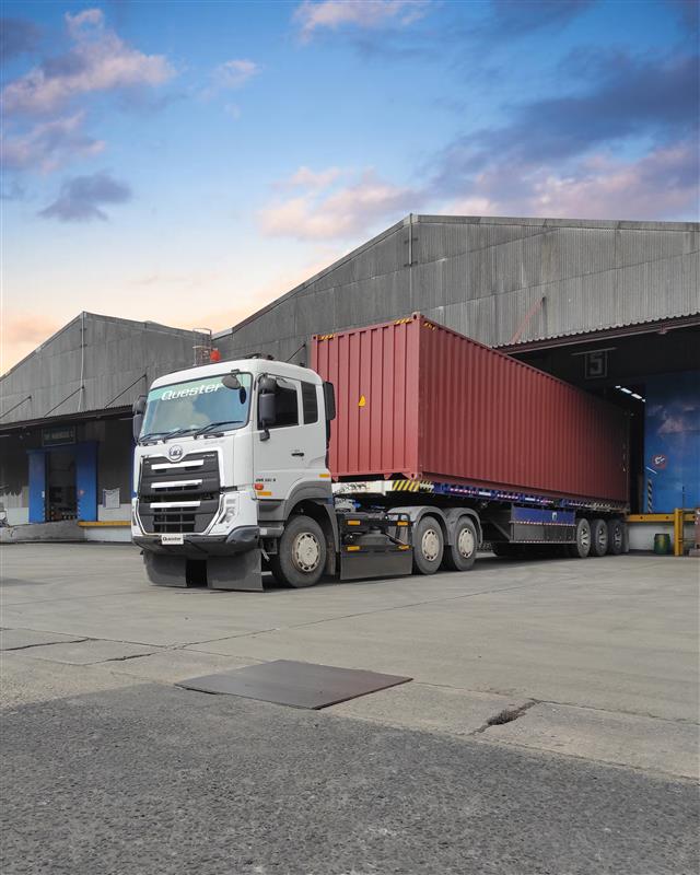 Perbedaan Antara Truk Tronton dan Truk Trailer