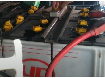 Mengenal Jenis Aki Truk Quester dan Cara Perawatannya