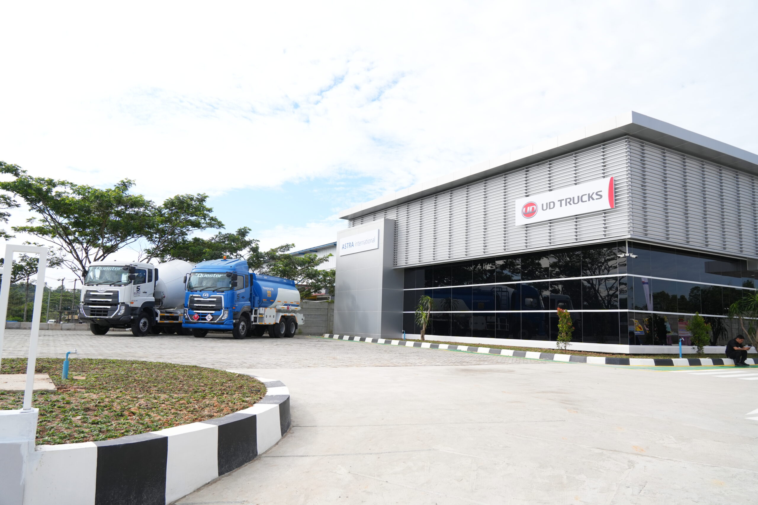 Astra UD Trucks Perkuat Layanan dengan Fasilitas Baru di Balikpapan